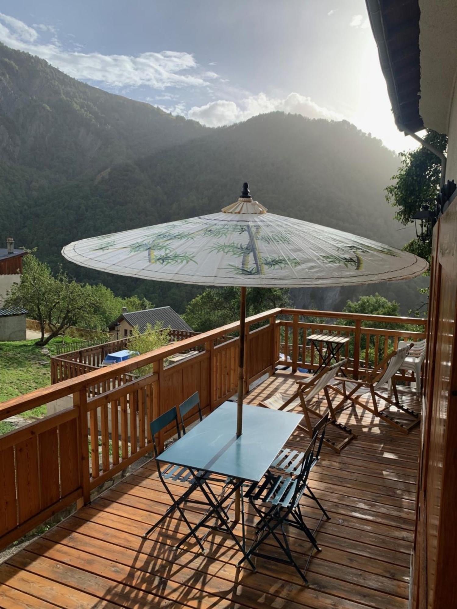 Apartamento Le Sarana : 75M2, Calme, Belle Vue Avec Terrasse. Les Deux Alpes Exterior foto
